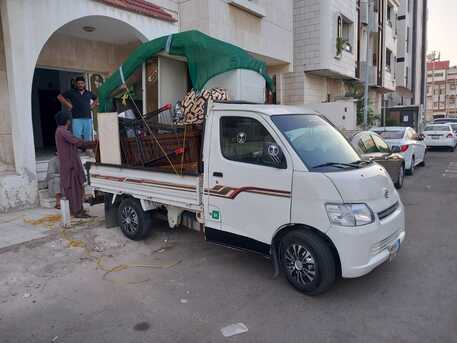 Jeddah, Logistics, - Swift Move Logistics: Accelerating Your Supply Chain With Speed And Precision)