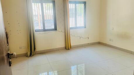 Zinj, Apartments/Houses, BHD 250/month,  2 BR,  SEMI FURNISHED SPACIOUS TWO BEDROOM FLAT FOR RENT IN ZINJ