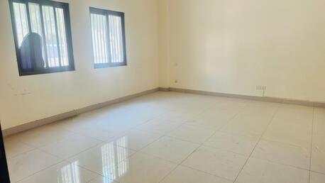 Zinj, Apartments/Houses, BHD 250/month,  2 BR,  SEMI FURNISHED SPACIOUS TWO BEDROOM FLAT FOR RENT IN ZINJ