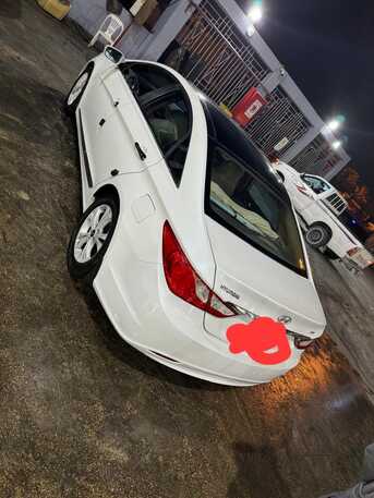 Paris, Vehicles, Cars & Trucks , SR 22500,  2012,  2012,  Automatic,  364000 KM,  Sonata  For Sale