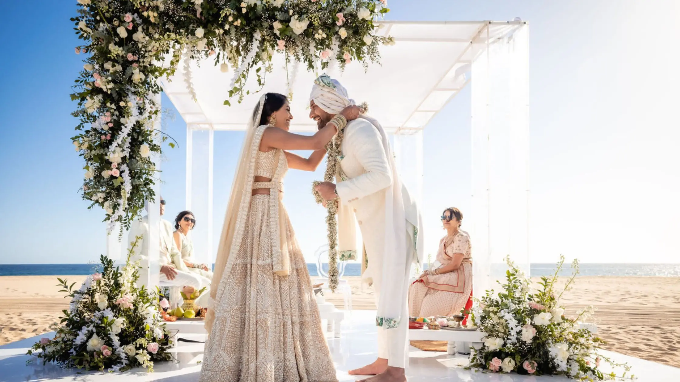 Noida, Catering, Best Wedding Photographers In Noida | Sloshout