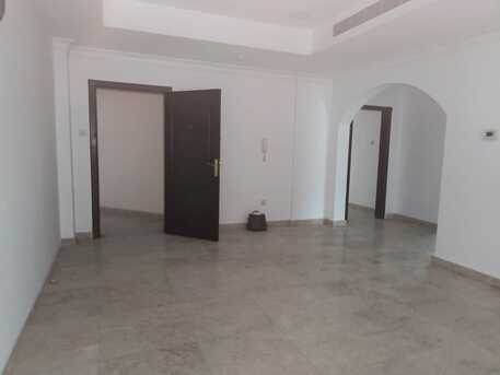 Juffair, Offices, BHD 320,  Spacious Commercial Flat In Prime Location In Juffair