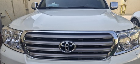Dubai, Vehicles, Cars & Trucks , AED 65000,  Toyota Land Cruiser GXR V6,  2009,  Automatic,  255000 KM,   (Single Owner With Low KM And Clean Title)