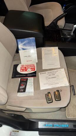 Dubai, Vehicles, Cars & Trucks , AED 65000,  Toyota Land Cruiser GXR V6,  2009,  Automatic,  255000 KM,   (Single Owner With Low KM And Clean Title)