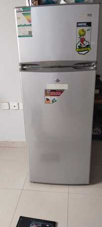Al Malaz, Appliances, SAR 1700,  Bedset, Medium Size Fridge, 7kg Samsung Machine
