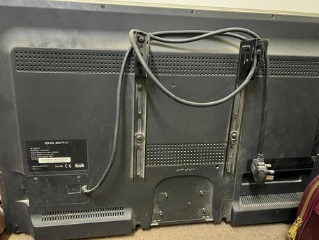 Riyadh, Electronics, SAR 150,  32&Prime; LED For Sell