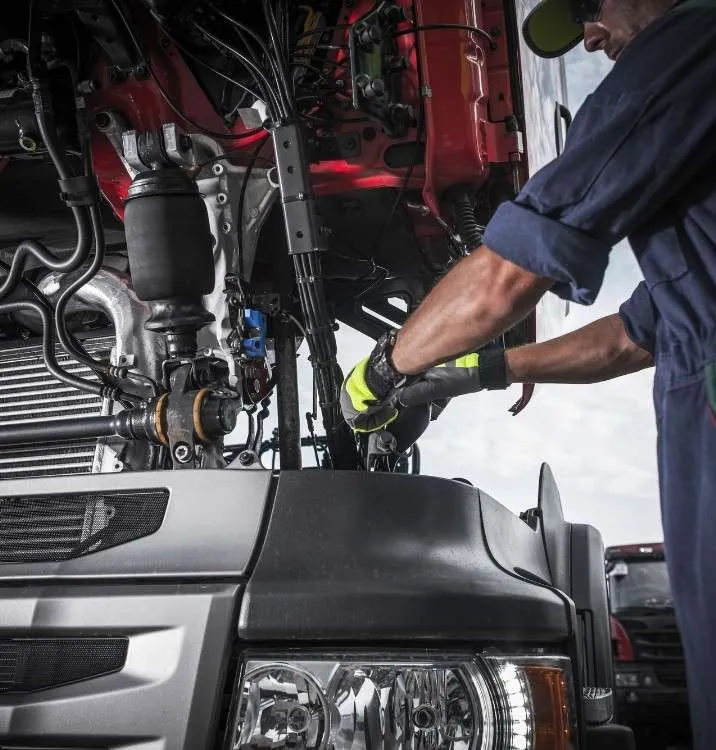 Edmonton, Automotive, Mobile Diesel Truck Mechanics For Fleets & Drivers