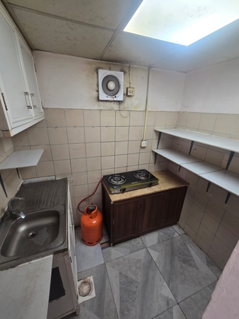 Al Malaz, Apartments/Houses, SAR 2700/month,  2 BR,  Furnished Flat Available Near National Care Hospital Malaz