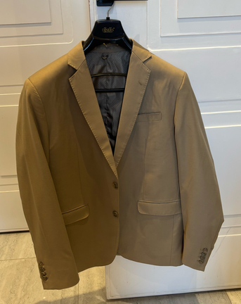 Al Mounsiyah, Clothing & Accessories, SAR 200,  Designer Suit (2 Piece)