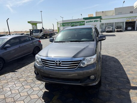 Riyadh, Vehicles, Cars & Trucks , SAR 50000,  Toyota Fortuner,  2015,  Automatic,  380 KM,  50000 SAR-Family Used   For SALE