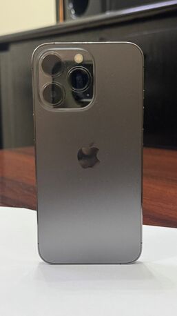 Al Malaz, Mobile Phones, SAR 1200,  IPhone 13 Pro (128 GB) - Space Grey (Negotiable)