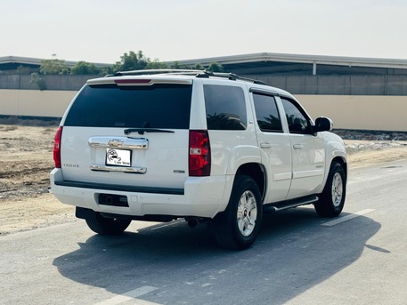 Manama, Vehicles, Cars & Trucks , BHD 3600,  Chevrolet Tahoe,  2009,  240000 KM,  Clean Car - LT