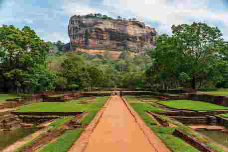 London, Travel, Discover Sri Lanka Holidays Packages: Emerald Landscapes, Ancient Heritage And Coastal Ser