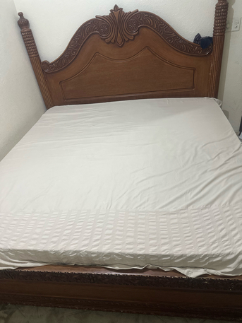 Akrabia, Furniture, SAR 350,  King Size Bed With Cot For Sale
