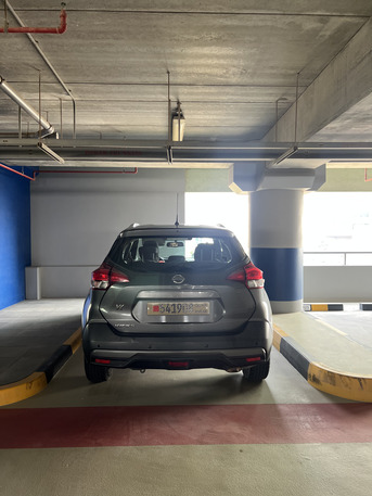 Muharraq, Vehicles, Cars & Trucks , BHD 3700,  Nissan Kicks,  2017,  Automatic,  165000 KM,  Grey   (Single Owner)