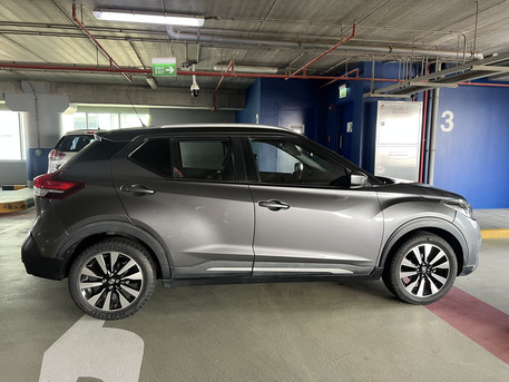 Muharraq, Vehicles, Cars & Trucks , BHD 3700,  Nissan Kicks,  2017,  Automatic,  165000 KM,  Grey   (Single Owner)