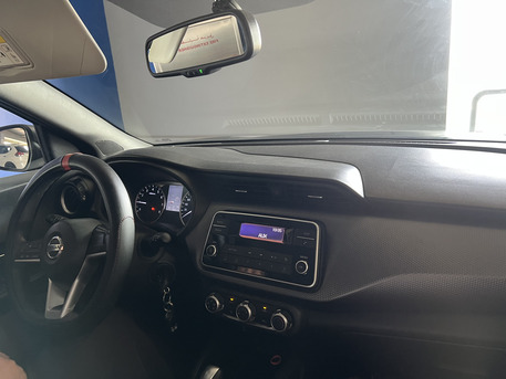 Muharraq, Vehicles, Cars & Trucks , BHD 3700,  Nissan Kicks,  2017,  Automatic,  165000 KM,  Grey   (Single Owner)