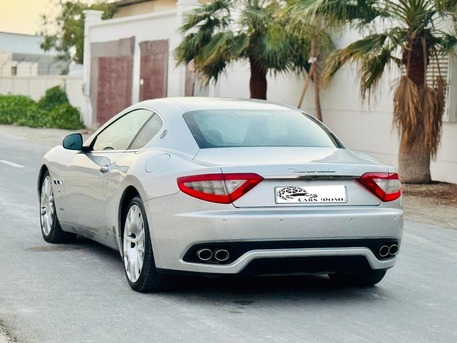 Manama, Vehicles, Cars & Trucks , BHD 1,  Maserati GranTurismo,  2012,  68000 KM,  Low Mileage - V8 - 4.2L