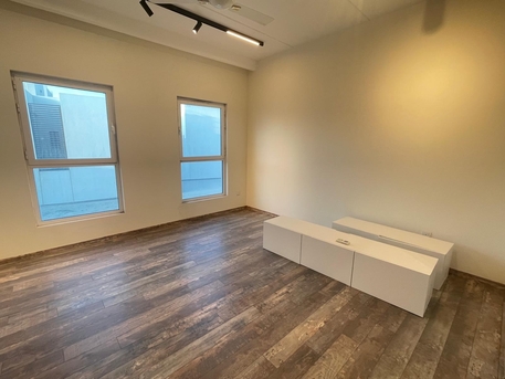 Muharraq, Apartments/Houses, BHD 600/year,  5 BR,  Villa Semi Furnished For Rent In Diyar Al Muharraq 4 BHK With Majlis 600 Bd Including Ewa