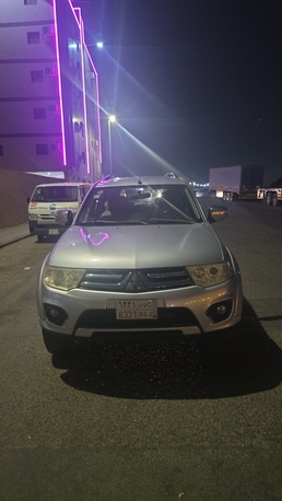 Jeddah, Vehicles, Cars & Trucks , SAR 29000,  Mitsubishi Pajero,  2015,  Automatic,  400000 KM,  Pajero Sport Just Buy & Drive