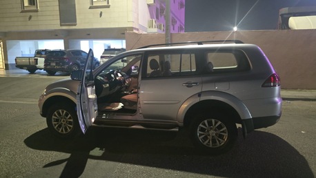 Jeddah, Vehicles, Cars & Trucks , SAR 29000,  Mitsubishi Pajero,  2015,  Automatic,  400000 KM,  Pajero Sport Just Buy & Drive