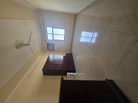 Hoora, Apartments/Houses, BHD 240/month,  2 BR,  - Parking & Balcony - Semi Furnished 2 BHK Family Flat With Ewa For Rent 240/BD Hoora