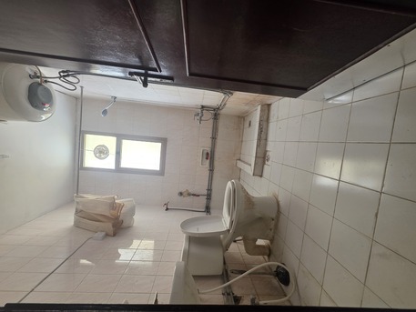 Hoora, Apartments/Houses, BHD 240/month,  2 BR,  - Parking & Balcony - Semi Furnished 2 BHK Family Flat With Ewa For Rent 240/BD Hoora