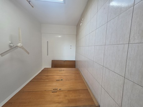 Hoora, Apartments/Houses, BHD 220/month,  2 BR,  - Parking, Semi Furnished Spacious 2 BHK Family Flat Without Ewa 220/BD Hoora