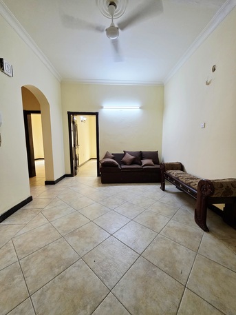 Hoora, Apartments/Houses, BHD 200/month,  2 BR,  - Semi Furnished 2 BHK Family Flat With Ewa 200 BD Hoora