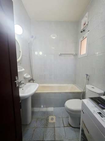 Hoora, Apartments/Houses, BHD 250/month,  Furnished,  2 BR,  - Brightful Fully Furnished 2 BHK Family Flat With Ewa & WiFi 250 BD Hoora