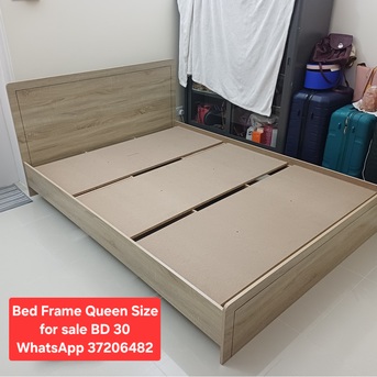 Manama, Furniture, BHD 30,  ✅️ Queen Size Bed Frame For Sale In Good Condition With Delivery