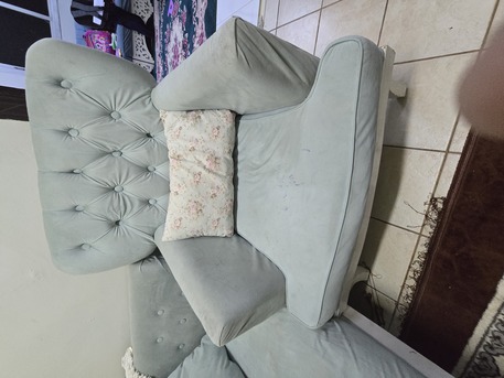 Al Malaz, Furniture, SAR 800,  King Bed 2x2 Hydrolic Sofa 6 Seters 2pcs Dressers Almeri