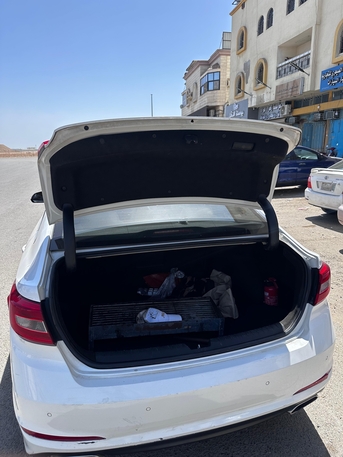 Al Hamra, Vehicles, Cars & Trucks , SAR 25000,  Hyundai Sonata,  2016,  Automatic,  330000 KM,  Sonata , Price 25000 Negotiable