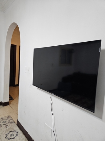 Jubail, Household Items, SAR 700,  4k HD  Smart TV Only 2month Used For Sale