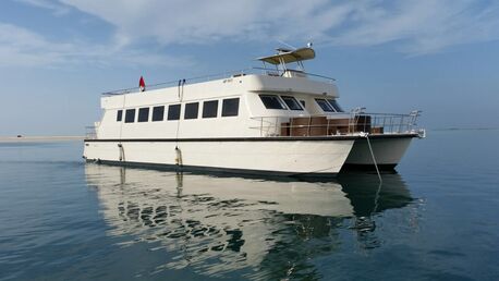 Abu Dhabi, Boats, AED 1800000,  YACHT FOR SALE &ndash; CATAMARAN (Excellent Condition)-للبيع: يخت كاتاماران (حالة ممتا