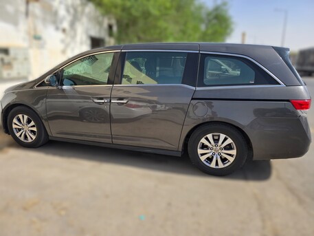 Riyadh, Vehicles, Cars & Trucks , SAR 36000,  Honda Odyssey,  2015,  Automatic,  248000 KM,   Full Option Neat And Clean