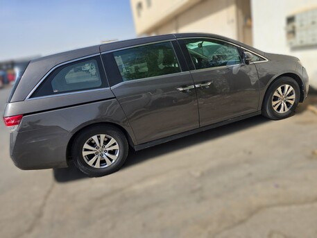 Riyadh, Vehicles, Cars & Trucks , SAR 36000,  Honda Odyssey,  2015,  Automatic,  248000 KM,   Full Option Neat And Clean