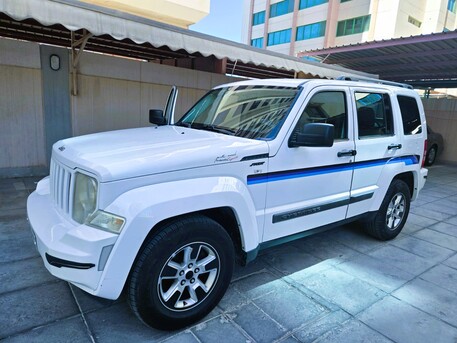 Hoora, Vehicles, Cars & Trucks , BHD 2150,  Jeep Grand Cherokee Limited,  2012,  Automatic,  146000 KM,  Jeep Cherokee Liberty  Run Only 146,000 Km Excellent Condition