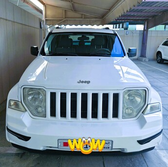 Hoora, Vehicles, Cars & Trucks , BHD 2150,  Jeep Grand Cherokee Limited,  2012,  Automatic,  146000 KM,  Jeep Cherokee Liberty  Run Only 146,000 Km Excellent Condition