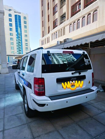 Hoora, Vehicles, Cars & Trucks , BHD 2150,  Jeep Grand Cherokee Limited,  2012,  Automatic,  146000 KM,  Jeep Cherokee Liberty  Run Only 146,000 Km Excellent Condition