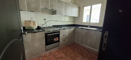 Adliya, Apartments/Houses, BHD 200/month,  2 BR,  2 Bedroom Flat For Rent Without Ewa