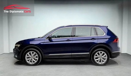 Amman, Vehicles, Cars & Trucks , JOD 10000,  Volkswagen Tiguan,  2020,  Automatic,  60000 KM,   2.0 TSI Elegance Diplomatic
