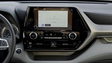 Amman, Vehicles, Cars & Trucks , JOD 22500,  Toyota Highlander Hybrid,  2023,  Automatic,  70000 KM,  Duty Free Toyota Highlander LE