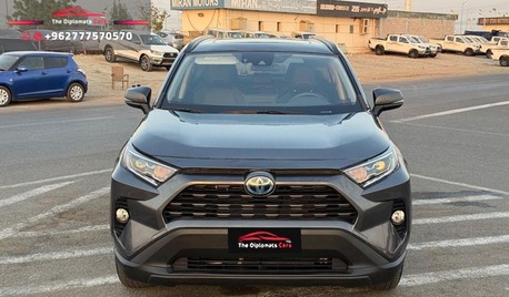 Amman, Vehicles, Cars & Trucks , JOD 17500,  Toyota RAV4 Hybrid,  2021,  Automatic,  60000 KM,  Duty Free Toyota RAV4 XLE Hybrid