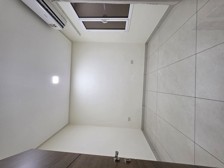 Hoora, Apartments/Houses, BHD 130/month,  Studio,  - Very Bright Semi Furnished Studio Flat With Ewa @130/BD Hoora