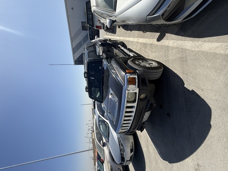 Al Aziziyah, Vehicles, Cars & Trucks , SAR 20000,  Hummer H3,  2006,  Automatic,  555000 KM,   Black  Well Maintained