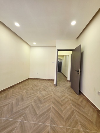 Hoora, Apartments/Houses, BHD 180/month,  2 BR,  Semi Furnished 2 BHK Family Flat With Ewa @180/BD Hoora