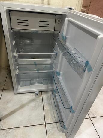 Khobar, Appliances, SAR 300,  Refrigerator 90 Ltrs.