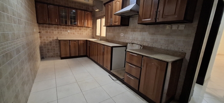 Gudaibiya, Apartments/Houses, BHD 200/month,  2 BR,  2 Bedroom Flat For Rent