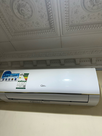 Riyadh, Furniture, SAR 2,  Furniture(bed Set ,sofa, TV Unit ) & AC For Sale